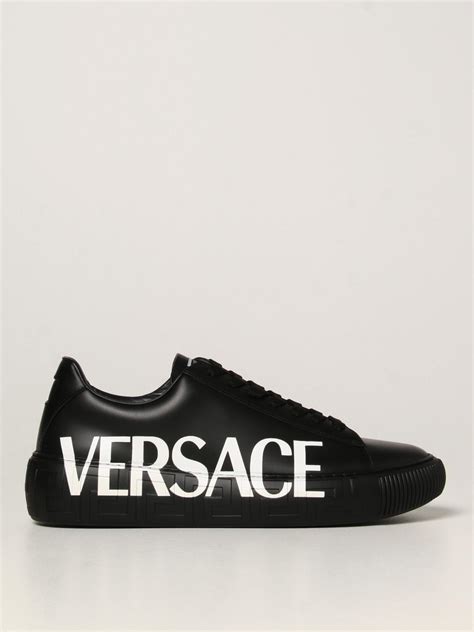 chaussure versace homme basket|Gianni Versace.